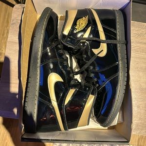Men’s size 14 high top Nike Air Jordans 1 retro patent gold and black NIB no lid